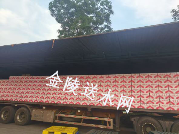 俆庄哇哈哈瓶装水